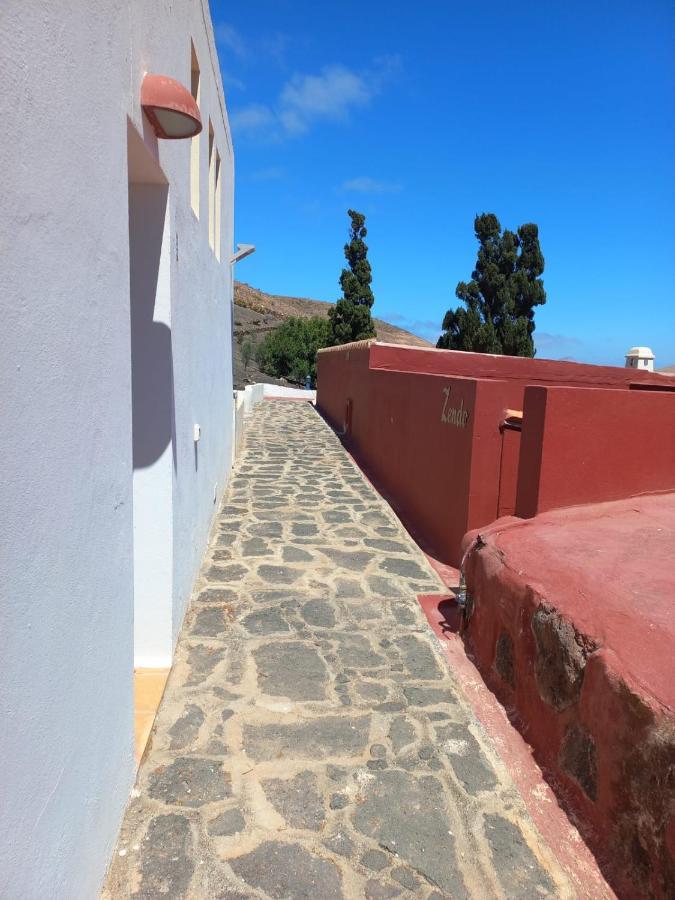 Centro Ave Fenix Villa Femés Exterior photo